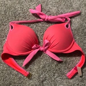 32B Victoria’s secret push up bikini top